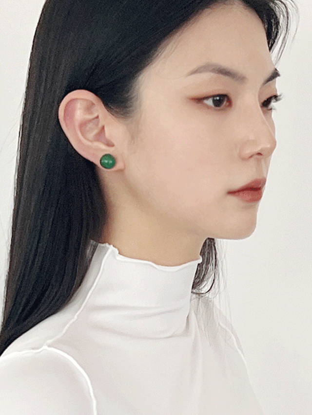 [당일출고] Clear green earrings